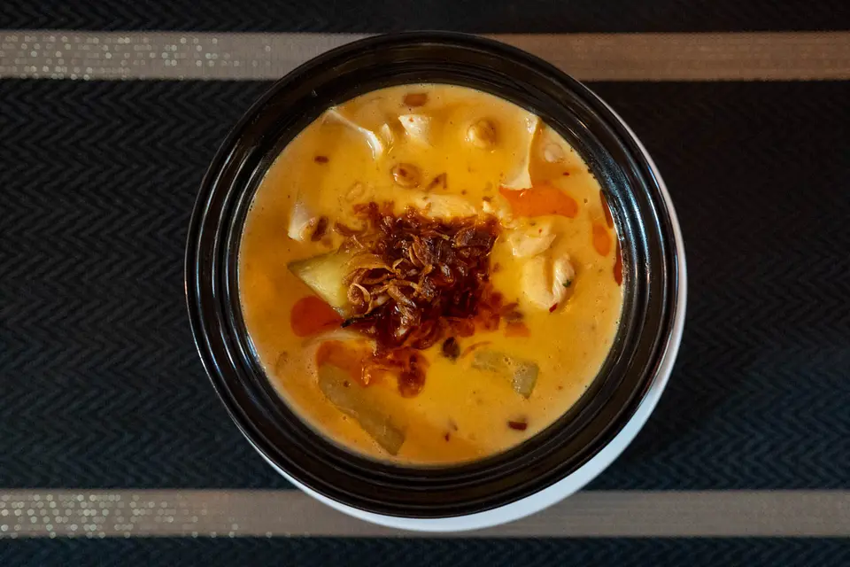 Massaman Curry - das süßliche Curry ist immer super lecker!